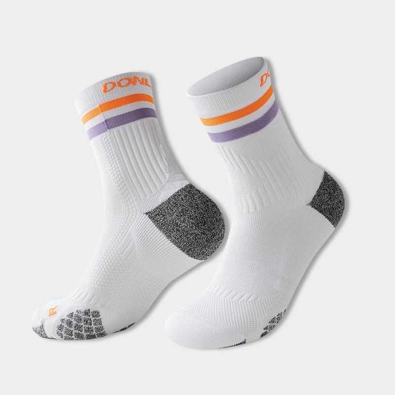 Mid-Calf Thickened Towel Bottom Sports Socks for Marathon, Basketball, Hiking & Mountaineering