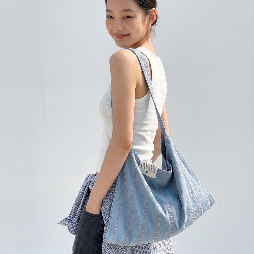 Fluit Studio Denim Stitch Point Triangle Shoulder Bag