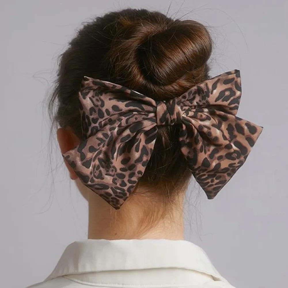 Leopard Ribbon Automatic Pin JP-24-452AB brown