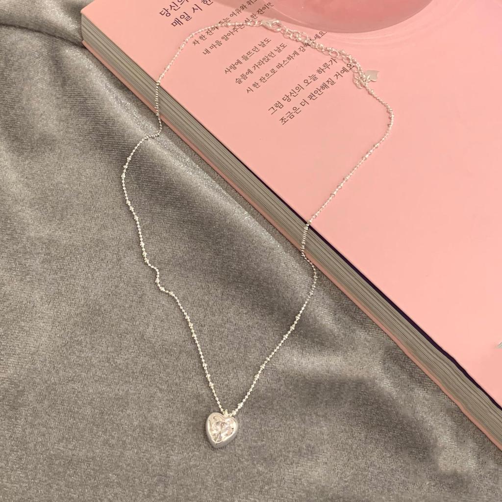 Elegant Heart Bow Pearl Necklace for Women - Non-fading, High-End, Versatile, New Style