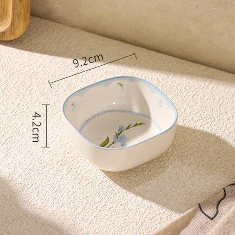 

Изысканные цветы Керамические тарелки Легкая роскошь Ресторан Фрукты Салатница Вкусные блюда Глубокие суповые миски Бытовая посуда