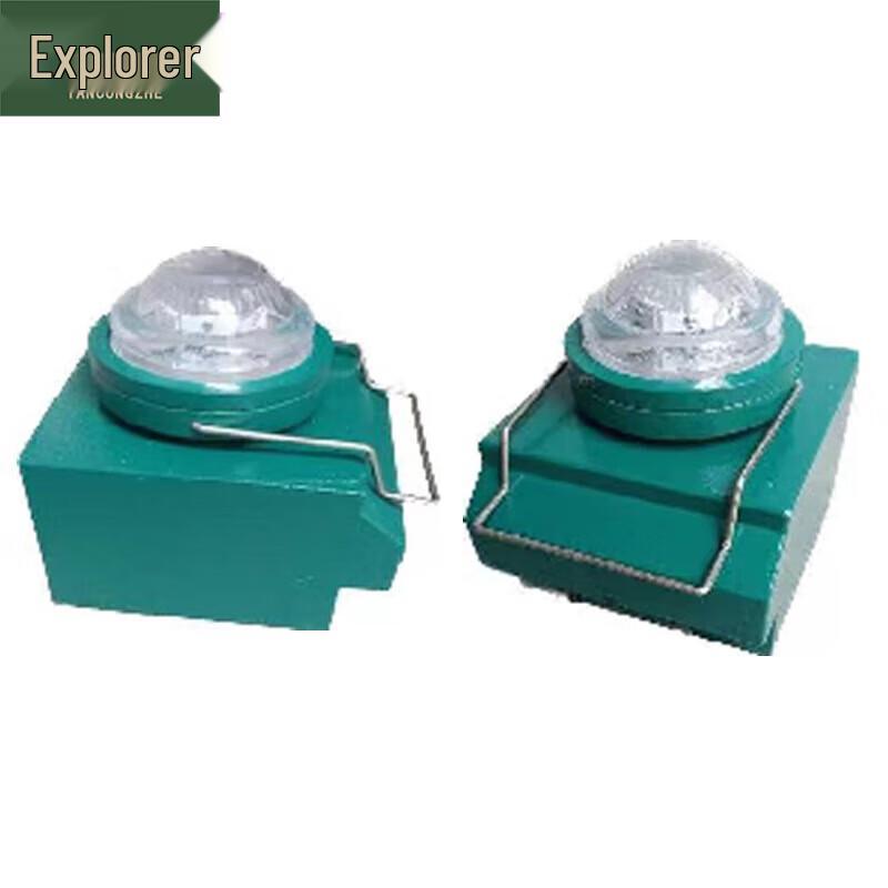 

Explorer Portable Navigation Light