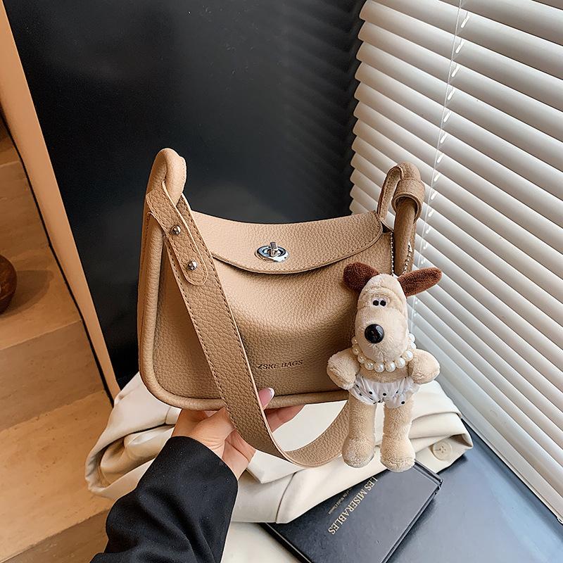 This Year's Popular Lychee Pattern Super Fire Shoulder Bucket Bag Fashionable Texture Messenger Bag Commuter Versatile Women's Bag