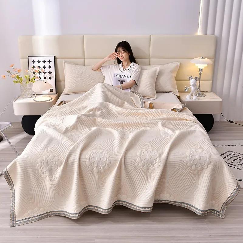 Vysoce kvalitní vyšívaná letní chladivá deka Vysoká pletená bavlna Queen Quilt Prošívaná Tenká přikrývka z pelyňového vlákna Cool