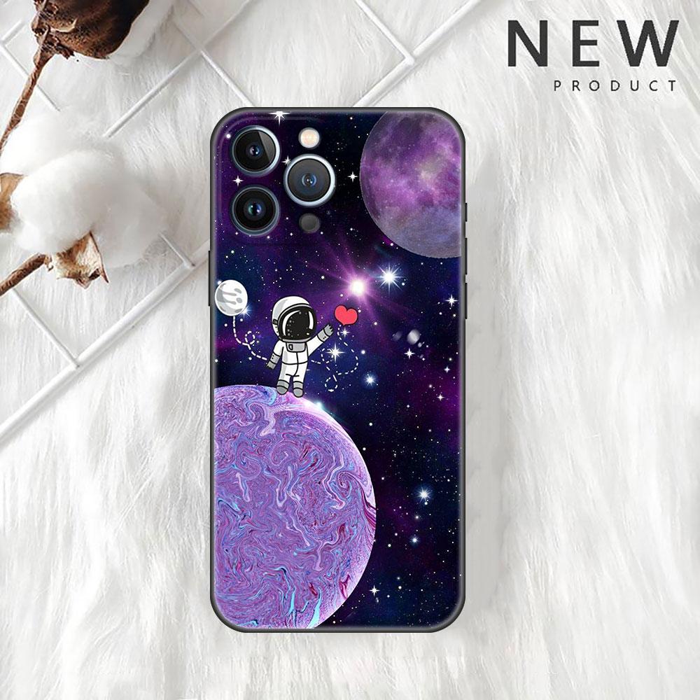 Astronaut Universe Funda Case For Apple iPhone 14 11 13 12 Pro 7 XR X XS Max 8 Plus 6 6S 14Pro Black Soft Phone Shell
