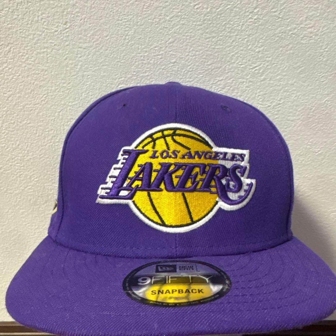 Used Lakers Snapback Cap New Era