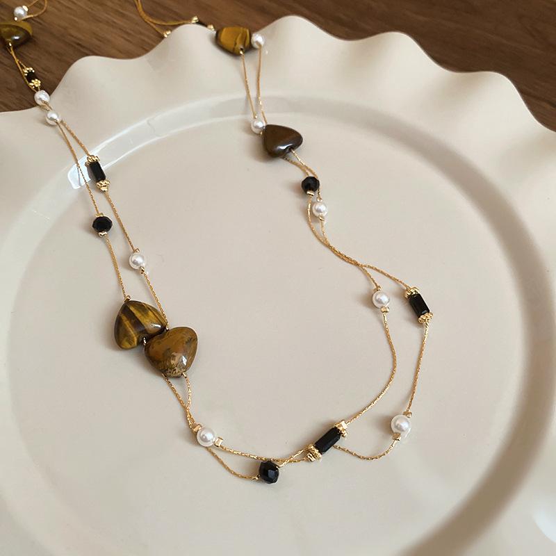 2025 Retro Tiger Eye Necklace: Elegant, Versatile Clavicle Chain with a High-End Luxury Feel