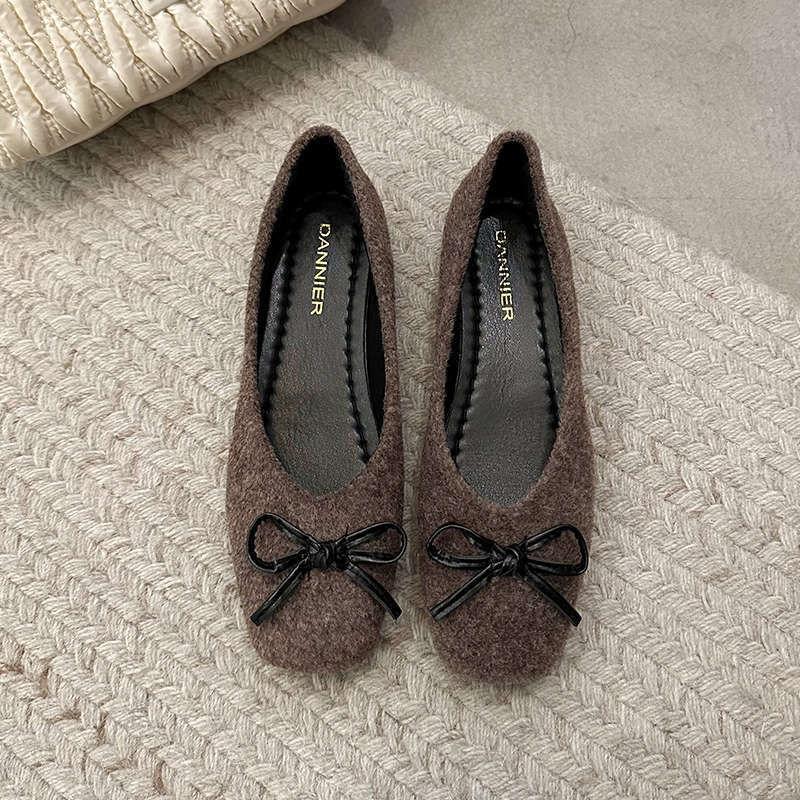 Large Size Women's Shoes 41 To 43 Wide Fat Feet 2025 New French Mary Jane Shoes Children's Flats
