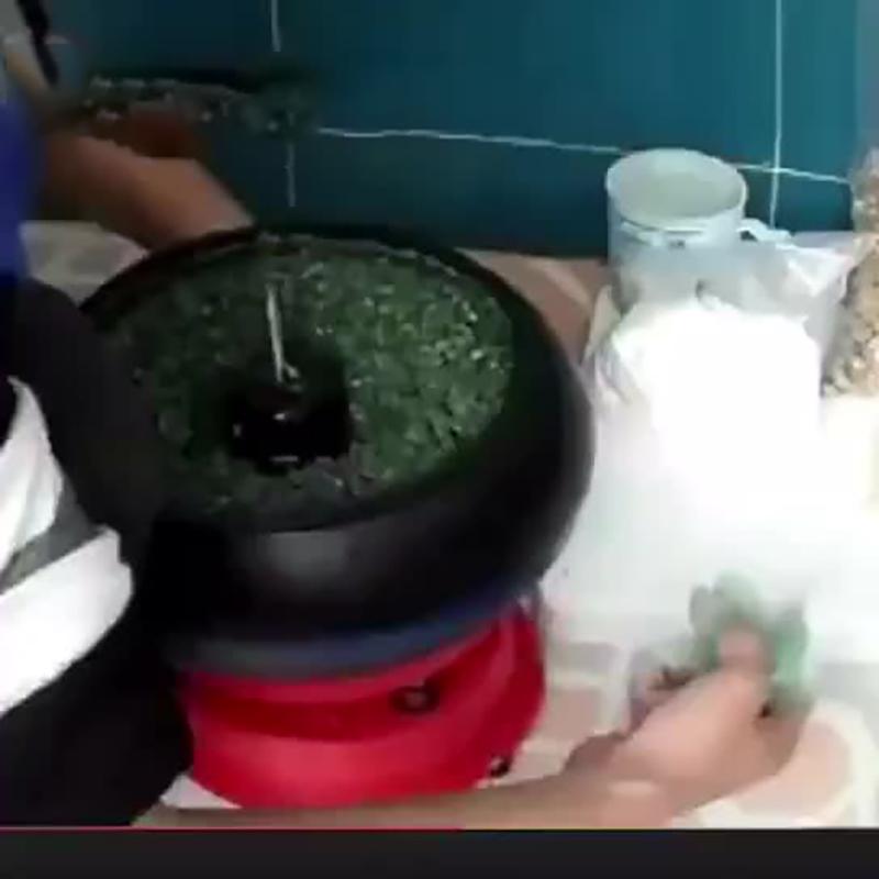 Δονούμενη μηχανή στίλβωσης ποτηριού χωρητικότητας 3kg για μεταλλικά κοσμήματα Εργαλεία μύλος δόνησης στιλβωτή