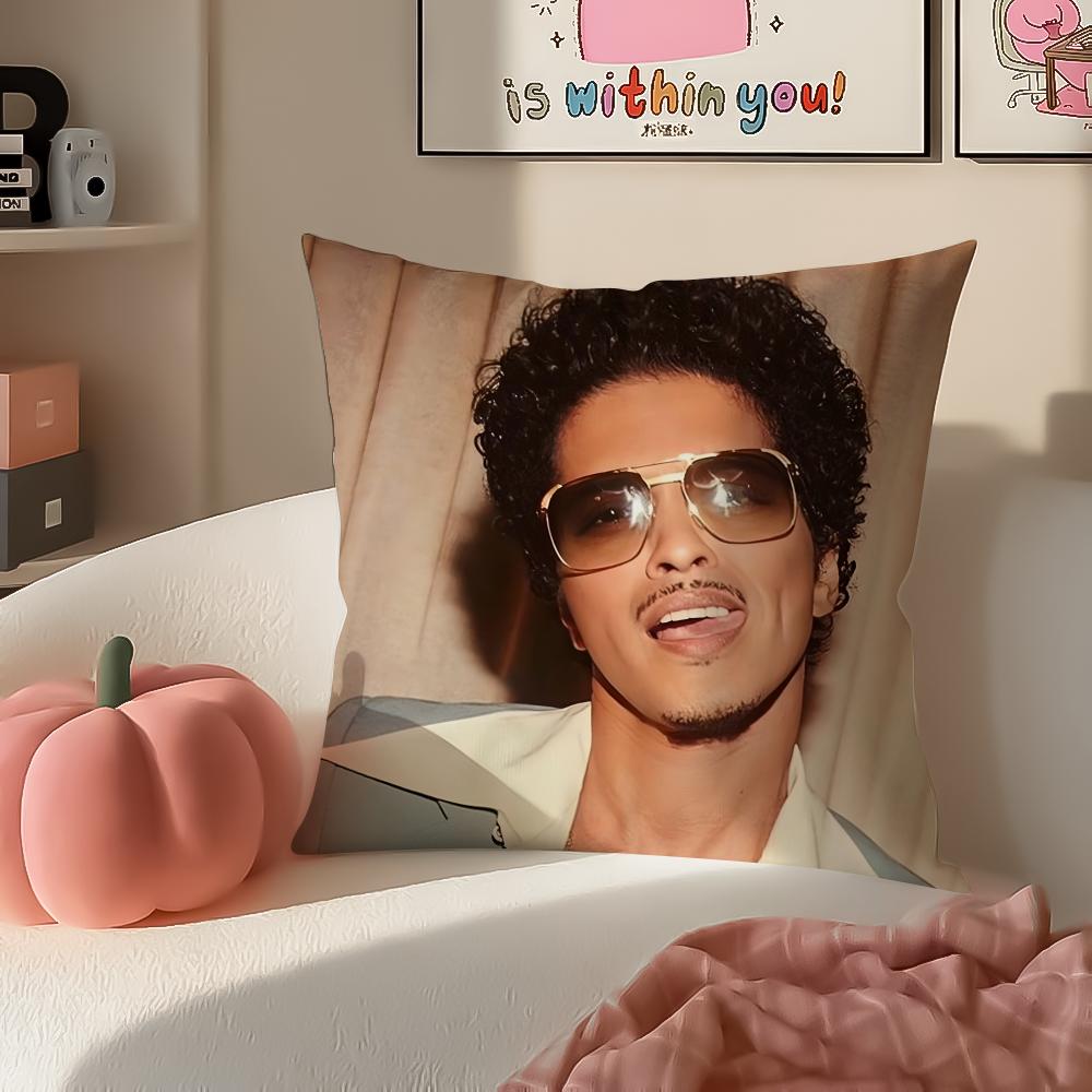 Classic Pop American Singer BBruno Mars Cushion Cover Pillowcase Short Plush Invisible zipper Room Sofa Cushion Cover