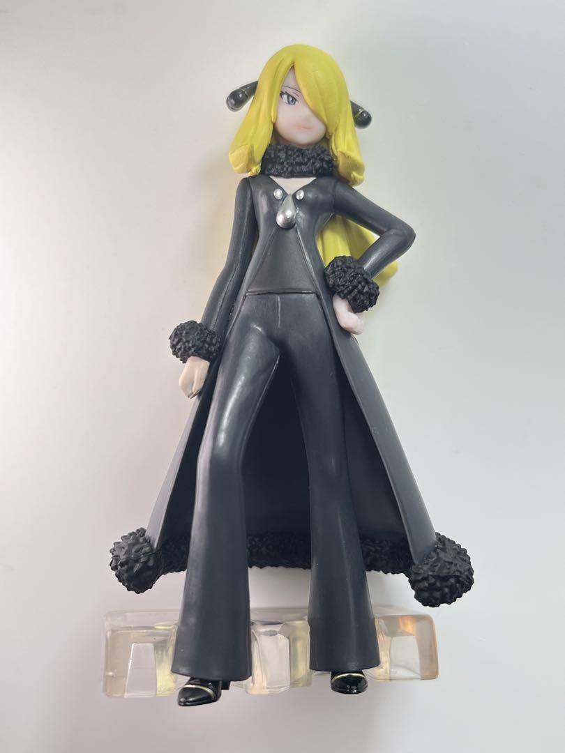 

[USED] Cynthia Pokemon Scale World