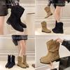 Retro thick-heeled short boots women's 2025 autumn new V-mouth knight boots pleated stacking boots western cowboy Martin boots