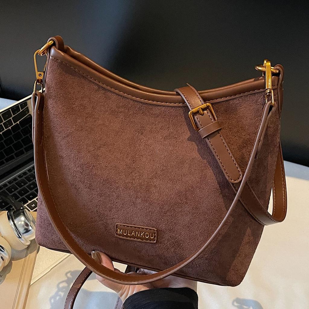 Winter premium texture simple bag women's bag fashion versatile matte retro underarm bag casual shoulder messenger bag