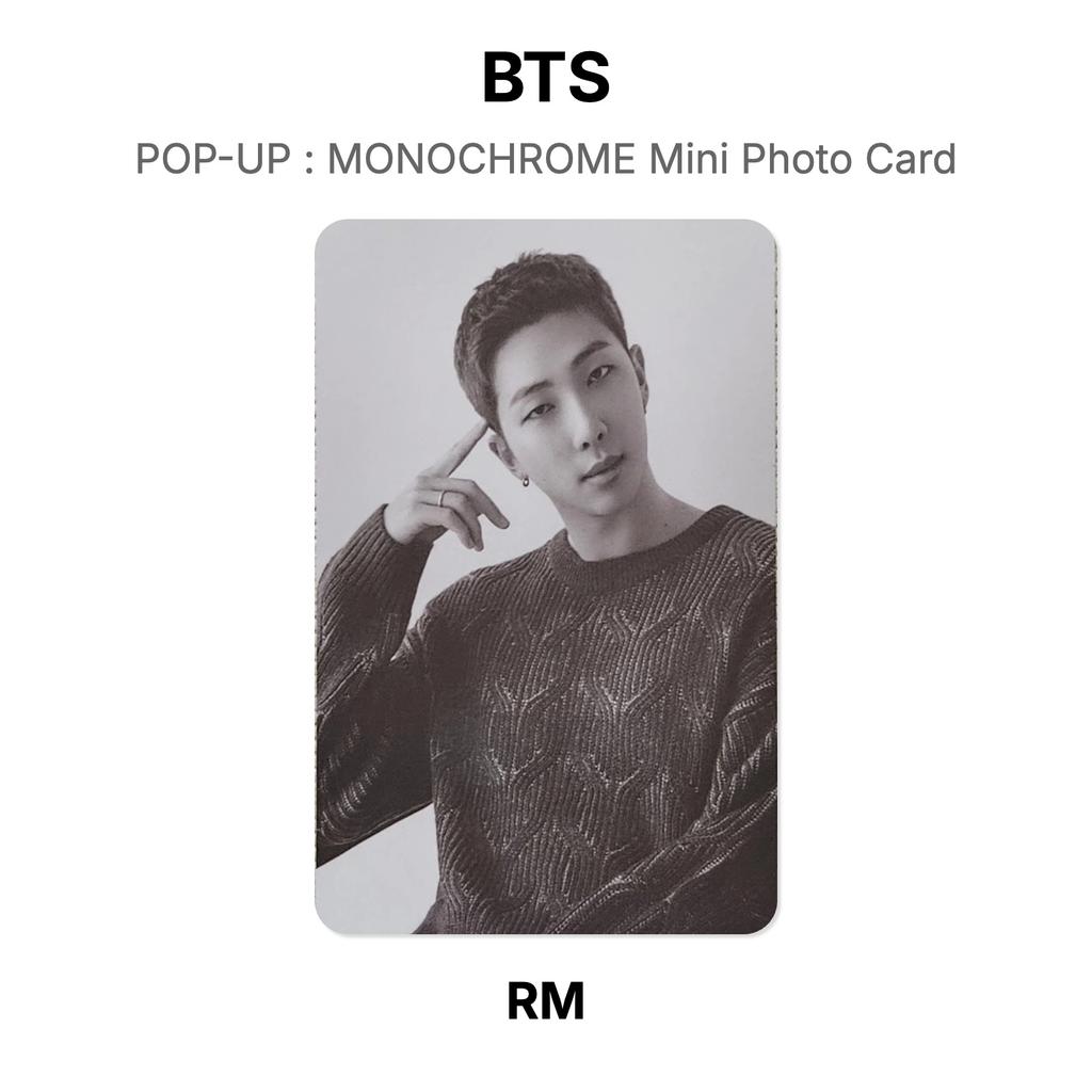 BTS SURGIR : TARJETA FOTOGRÁFICA MINI MONOCROMÁTICA Fotocarte Oficial