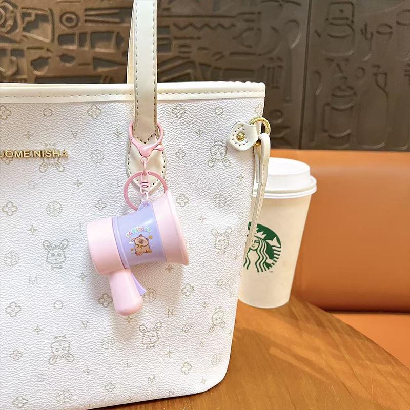 Mini Capybara Speaker Keychain: Cartoon Decompression Toy & Schoolbag Pendant