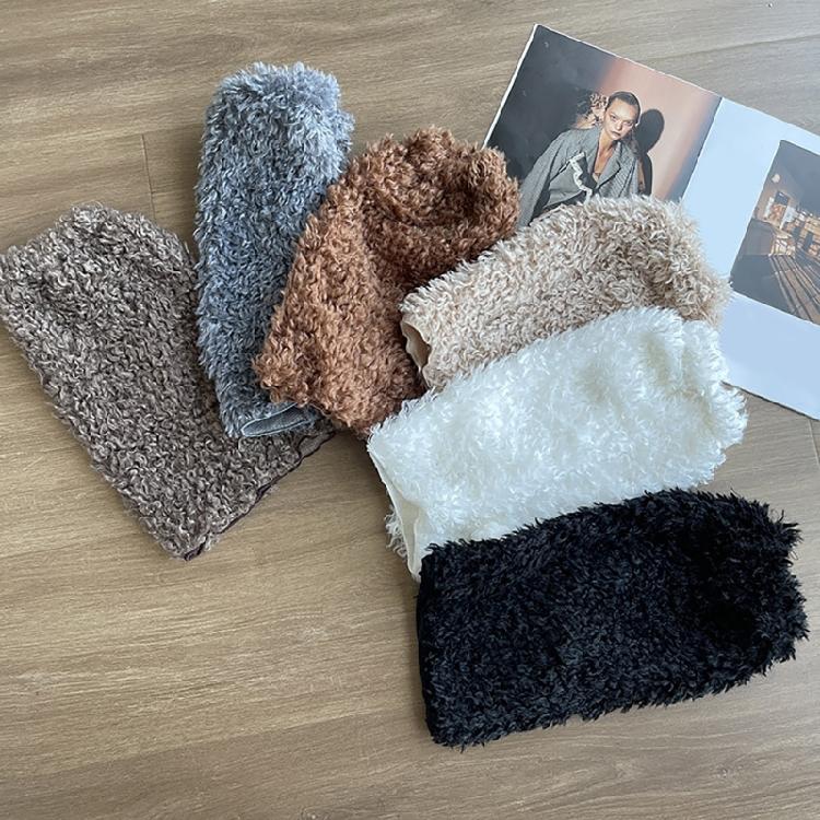 Women Vintage Warm Curly Furry Solid Color Leg Warmers Leg Covers Aesthetic Fuzzy Plush Boot Cuffs Socks for Winter Days