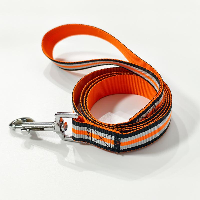 Pet polyester leash network yarn dog leash Golden Retriever Labrador medium and large dog out walking dog leash