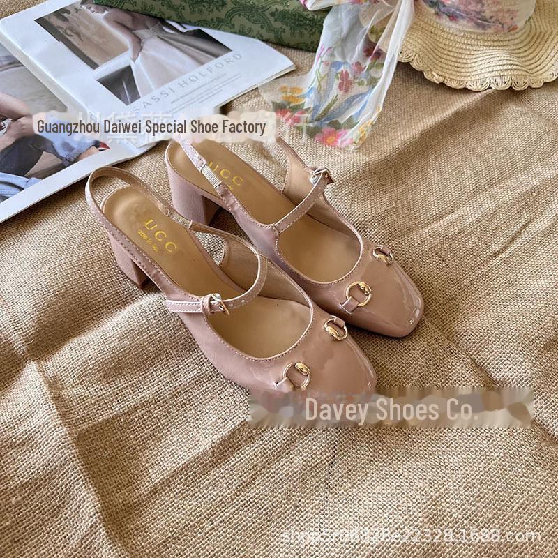 

Женские босоножки на среднем каблуке с квадратным носком, лето 2024 г. 36