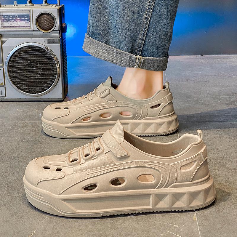 Summer Trend Sports Sandals Korean Version Thick-soled Comfortable Breathable Wear-resistant Non-slip Driving Out Fashionable Hole Shoes