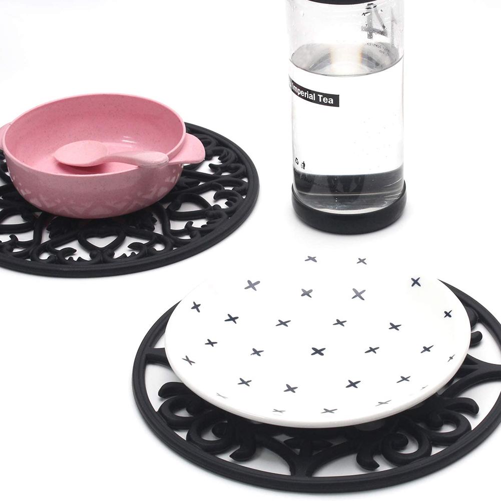 3 Pcs Silicone  Pot  Pad Classic Retro Style Hollowed Pattern Multipurpose Heat Resistant Insulation Mat Desktop Decoration