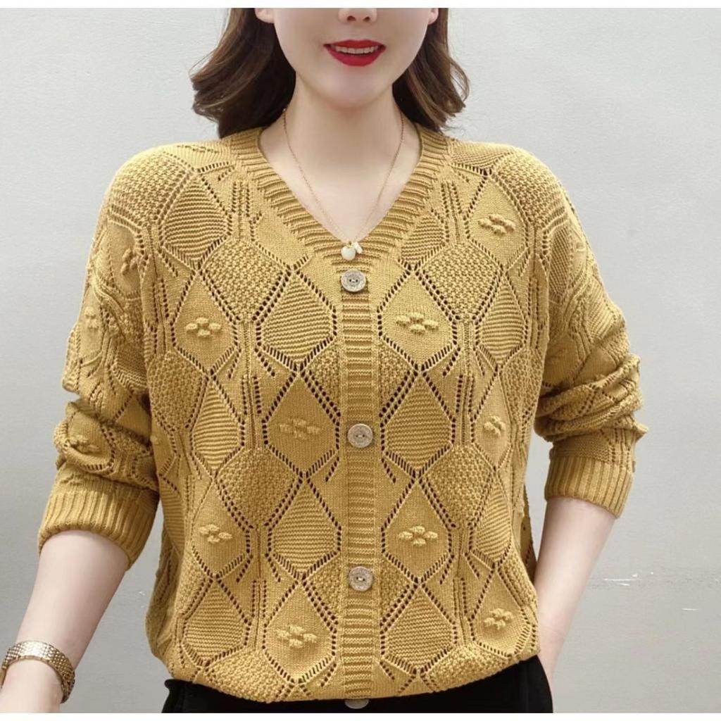 Spring and Autumn Casual Hollow Out Long Sleeved Sweater for Women V-neck Loose Solid Color Sweater for Women