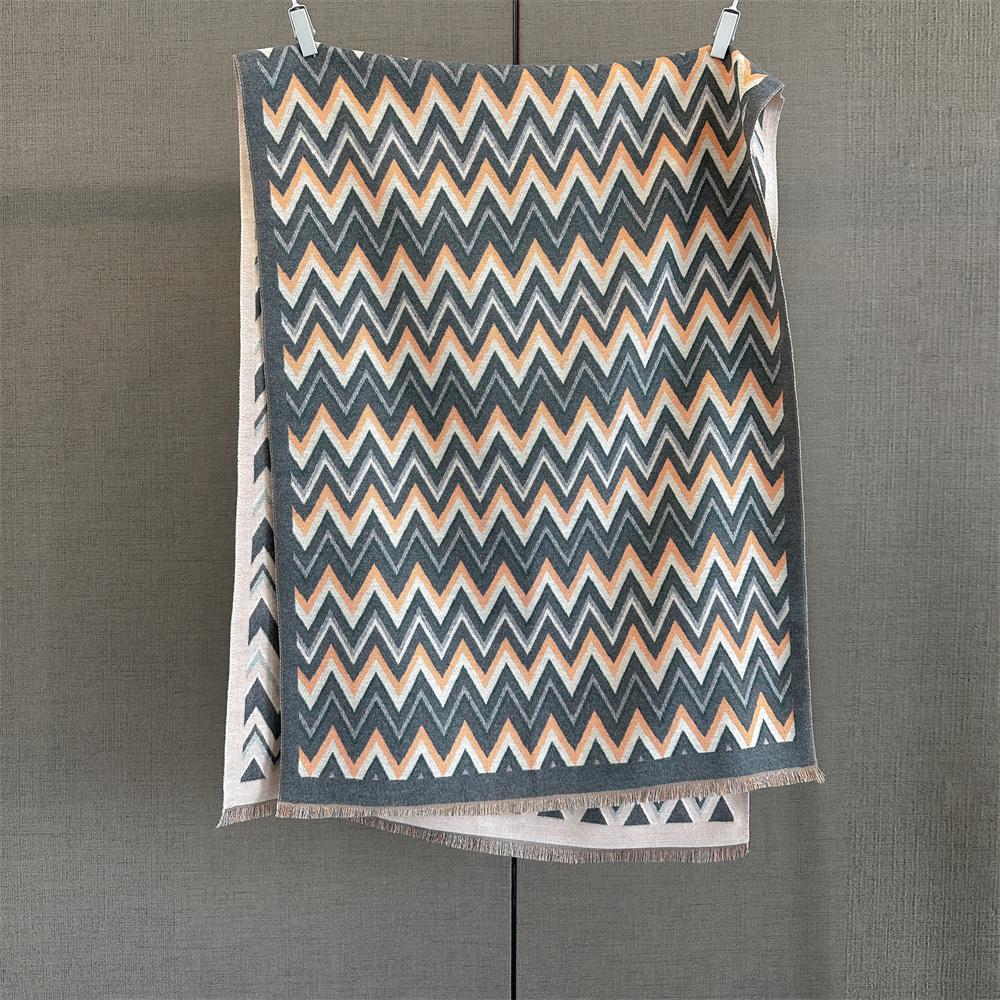 Geometric Design Winter Warm Cashmere Scarves Women High Quality Thicken Pashmina Shawl Elegant Lady Wool Poncho Windproof Pareo