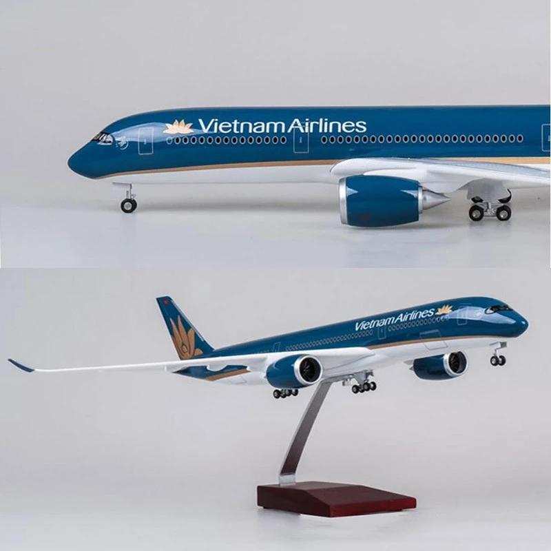 Resin Miniature 1/142 Scale Airplane Model 47CM A350 Vietnam Airlines Model Plane W Light and Wheel Landing Gear Home Decor
