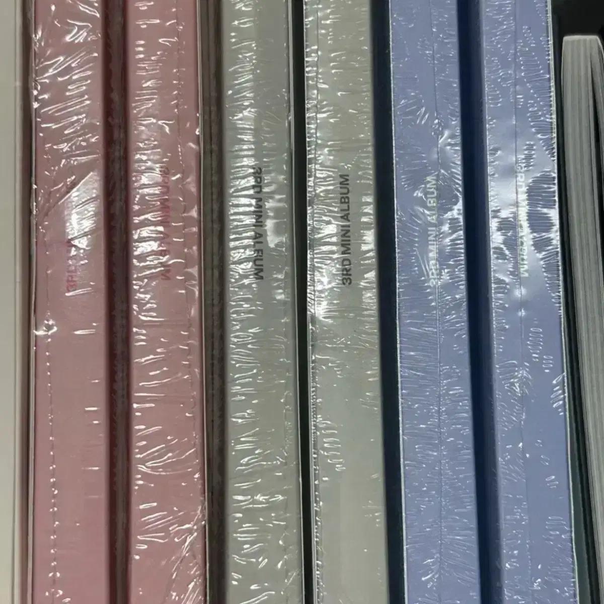 

LE SSERAFIM E.ji Запечатанный Набор Альбомов Продажа