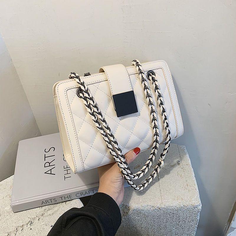 Autumn and Winter Chain Small Bag Women's Bag New Trendy Fashion Internet Celebrity Versatile Shoulder Messenger Bag Underarm Bag