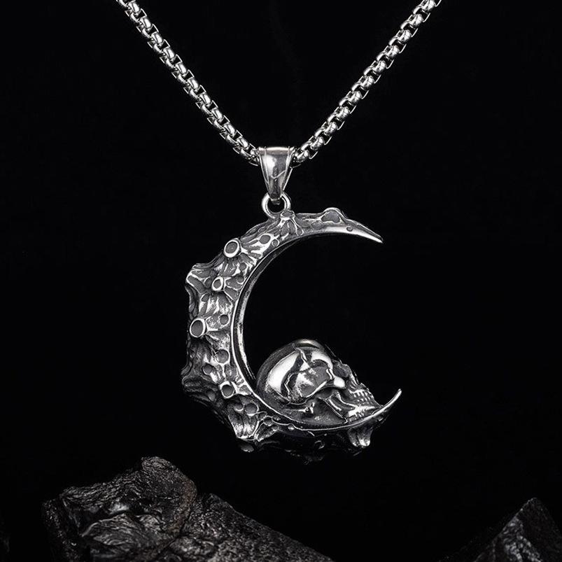 New Necklace Skull Fashion Moon Skull Street Style Men's Pendant