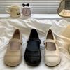 Flat round toe retro student versatile small leather shoes women's 2025 spring and summer new with skirt French Mary Jane single shoes