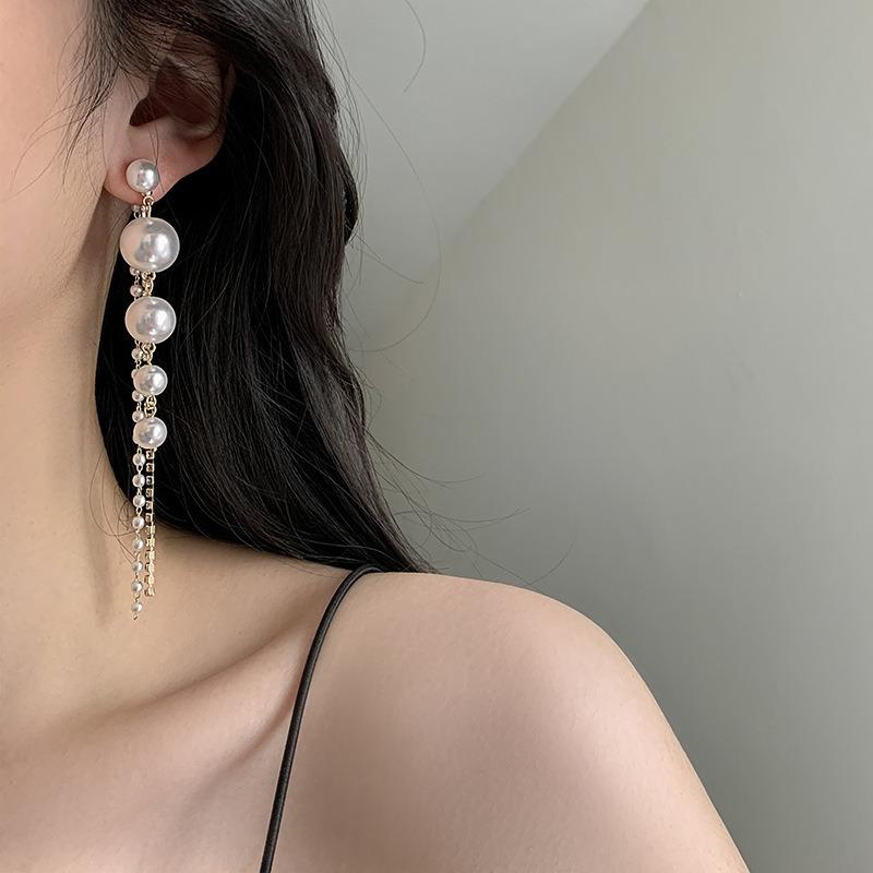 Vintage Gold Color Long Hanging Earrings for Women Fashion Crystal Simulated Zircon Tassel Earring 2023 Trend Brincos Zircon