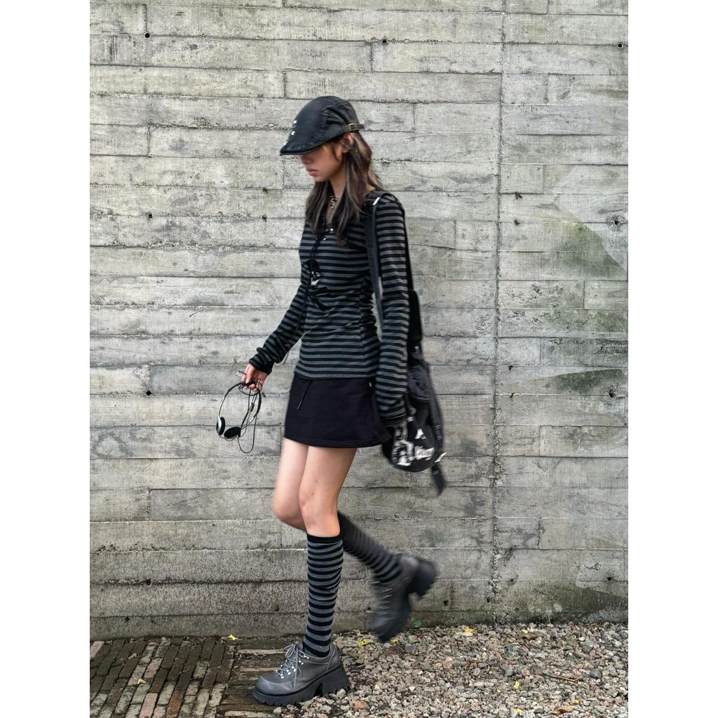VAYLA Gotické Retro Tričko Dámské Šněrovací Pruhovaná Ležérní Košile Y2k Vintage Potisk Grafická Topy Streetwear Americké Grunge Topy