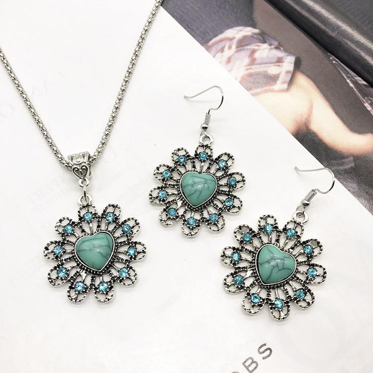 Vintage Necklace Earrings Set Bohemian Ancient Silver Turquoise Sweater Collarbone Chain Versatile Earrings