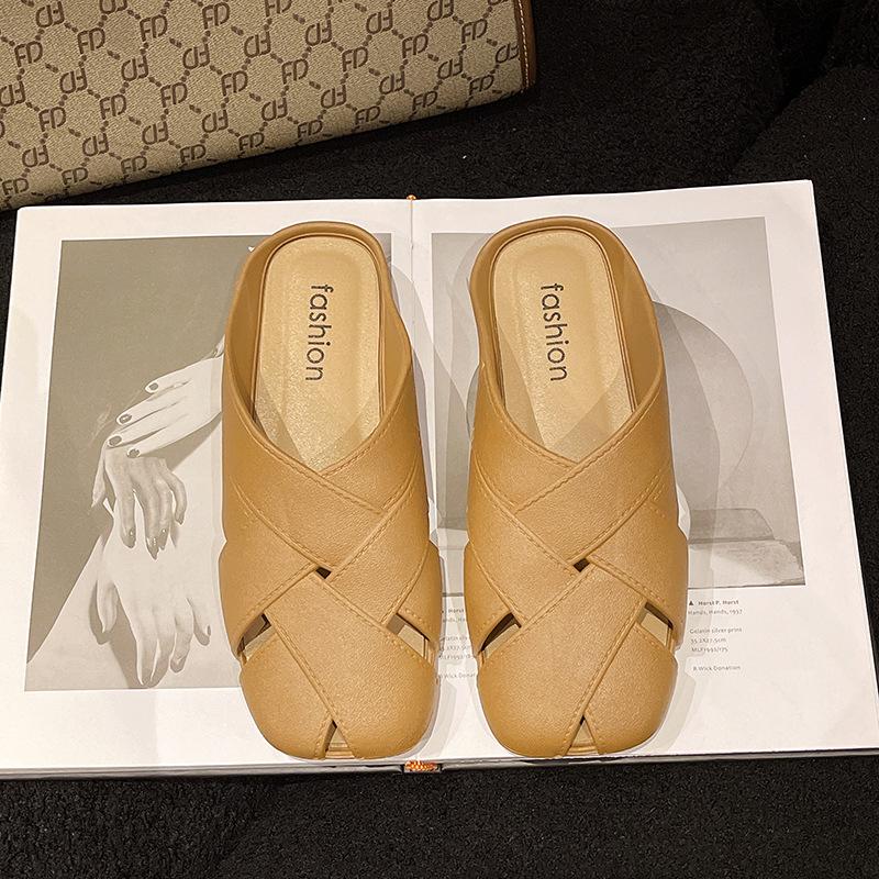 Half a pack of women's bag head slippers summer spring and summer new outer wear fashion lazy flat shoes