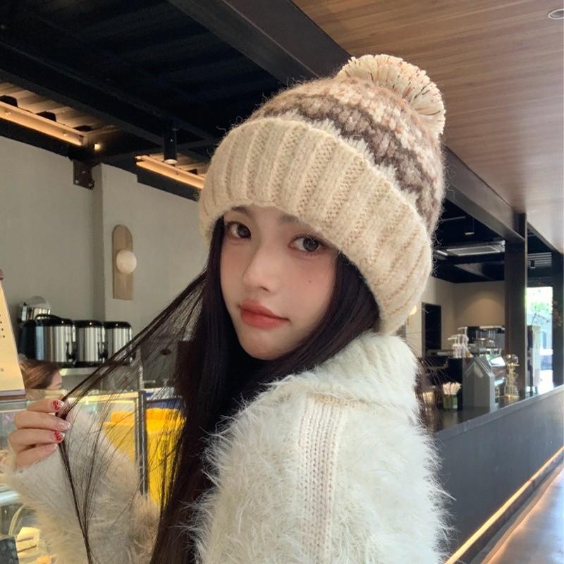 Women Knit Hat Acrylic Material Breathable Windproof Winter Fashionable Autumn