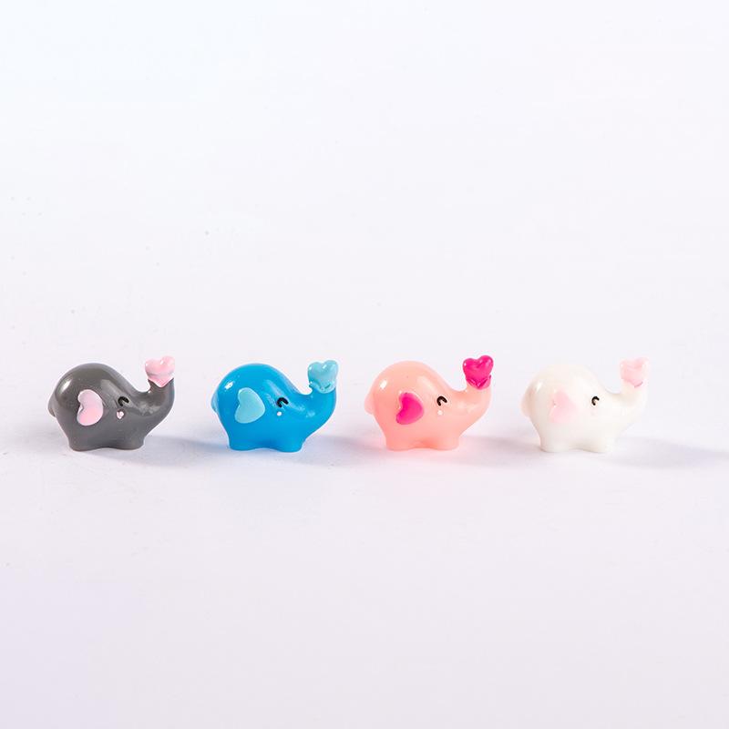 Micro Landscape Decoration Cute Cartoon Love Elephant Resin Decoration Gardening Accessories Desktop Car Decoration