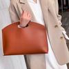 Stilvolle Damenhandtasche aus PU-Leder Minimalistische einfarbige Clutch & Dokumententasche für Damen Laptop-Handtaschen
