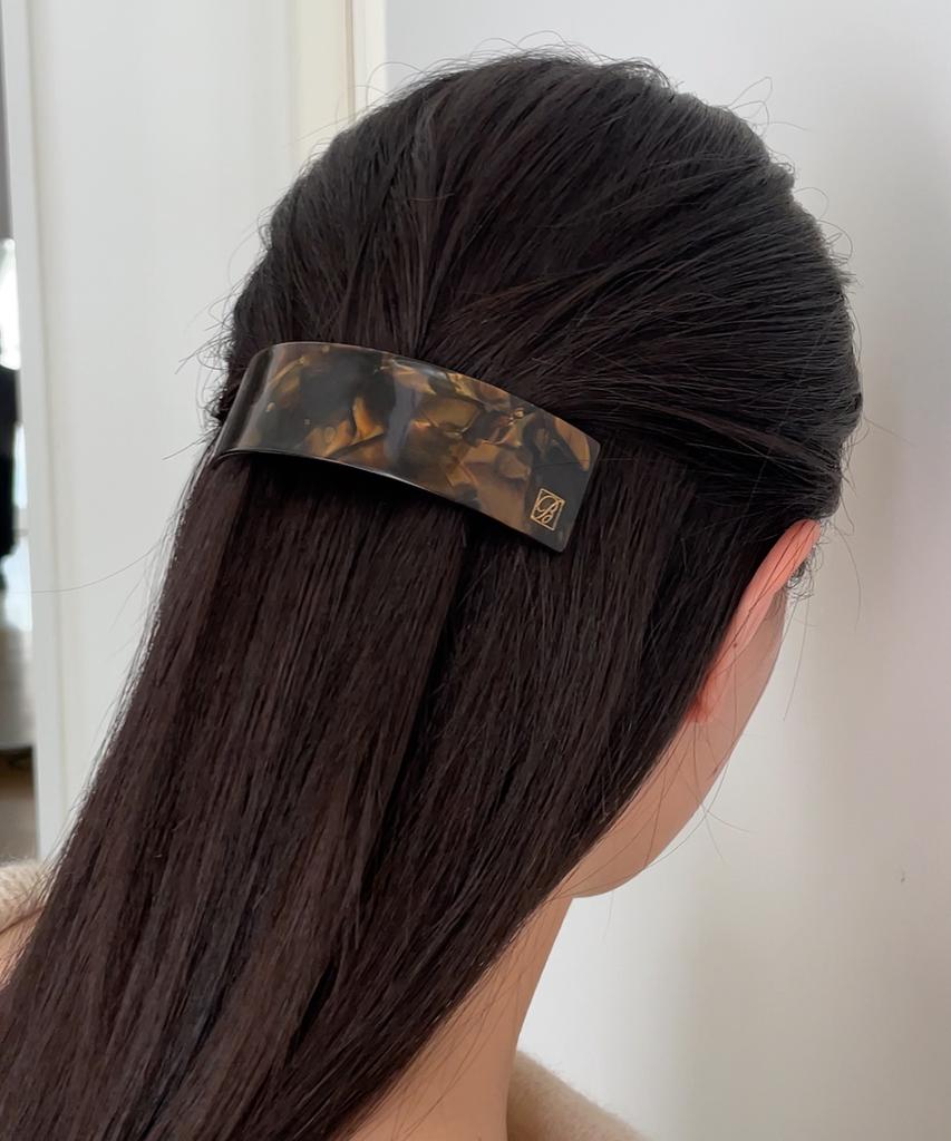 Byweekend Thea Frame Hair Pin