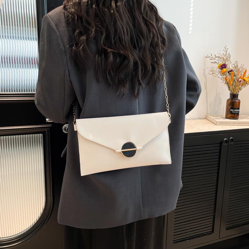 Handbag Women's 2025 New Trendy Korean Version Crossbody Bag Shoulder Chain Small Bag Versatile Personalized Fashion Envelope Bag