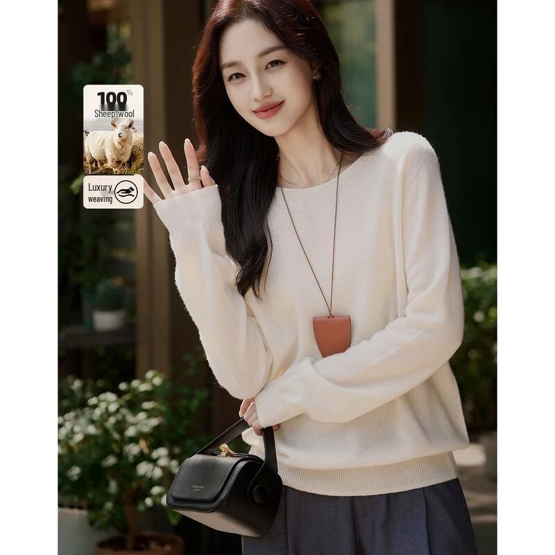 

Women s Seamless 100% Merino Wool Round Neck Sweater M