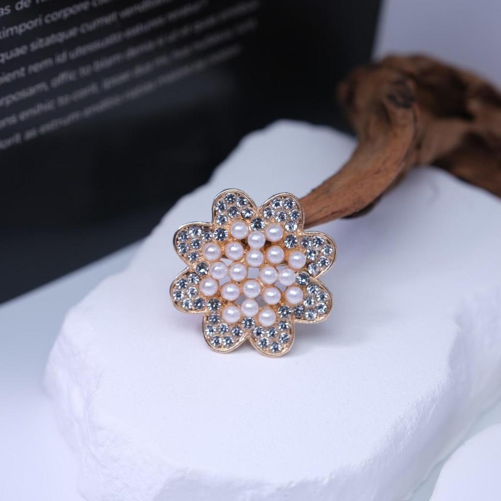 Korean Style Rhinestone Pearl Alloy Brooch & Pin