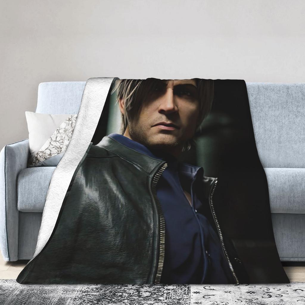 Leon S. Kennedy Video Game Residents Evils 4 Warm Soft Blankets  Kids Plush Throw Blanket Funny Flannel Bedspread Sofa Bed Cover