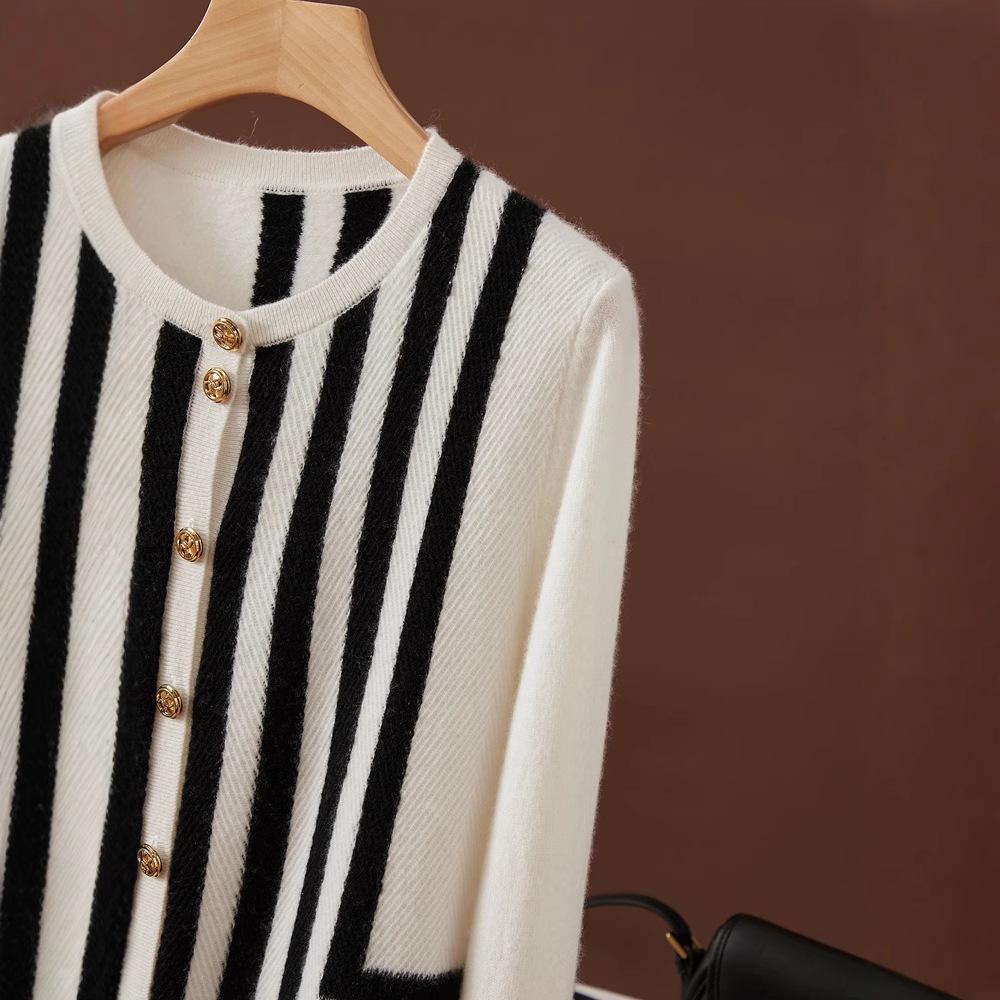Women's French Coco Style Striped Cashmere Cardigan – Round Neck Autumn/Winter Loose Knitwear