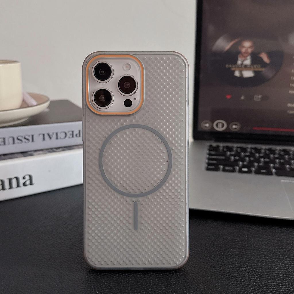 Mesh Heat Dissipation Is Suitable for iPhone16promax Ultra-thin Breathable Mobile Phone Case Apple 15 Matte Magnetic Protective Case