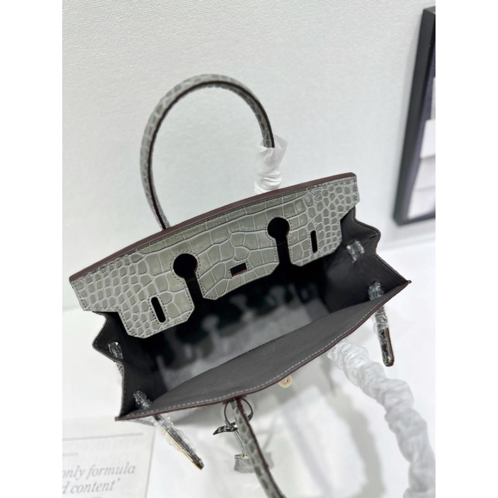 Cross-border exclusive platinum outer stitching crocodile pattern European and American two-layer cowhide one-shoulder cross-body handbag leather bag