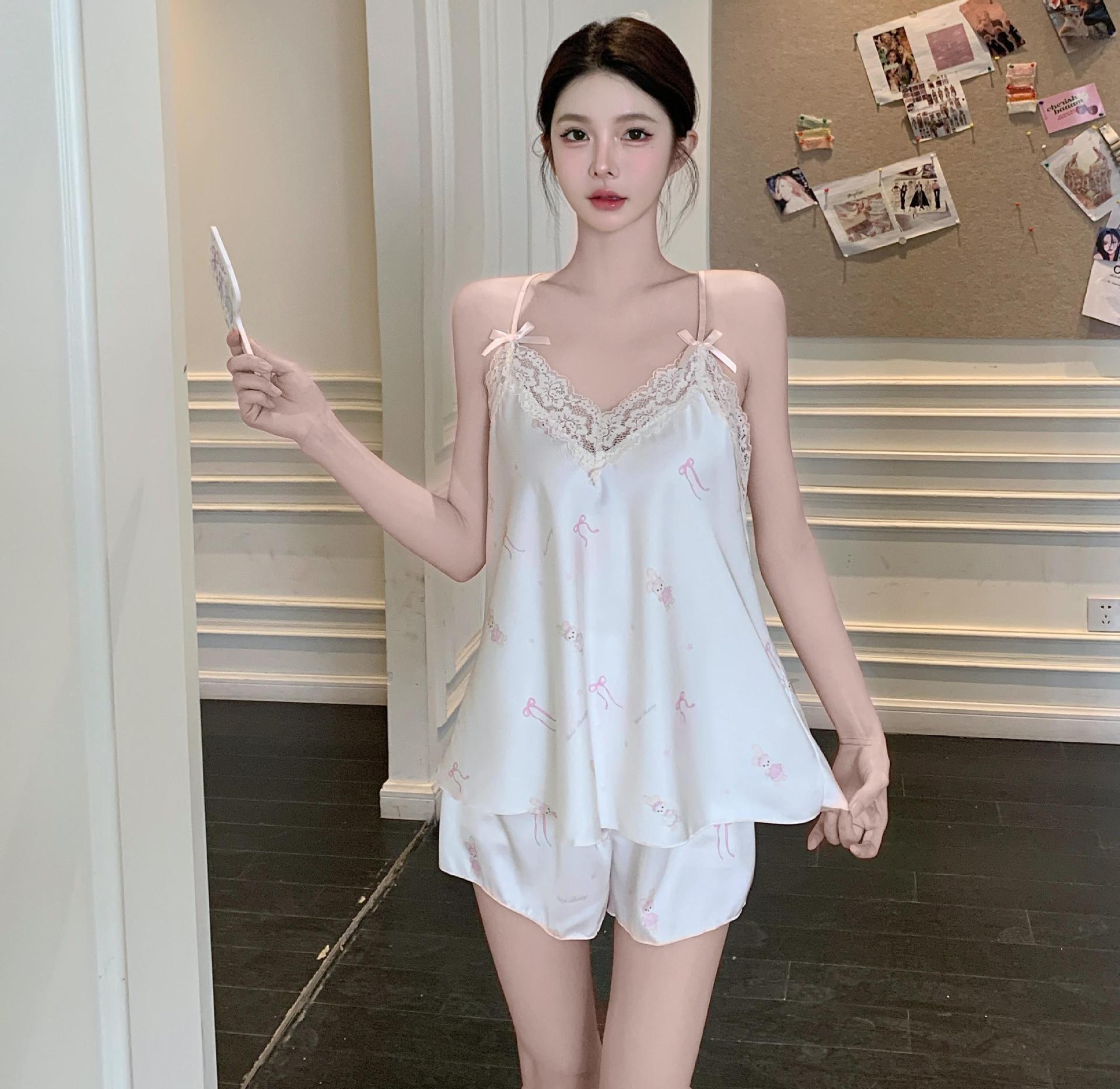 Ice Silk Heart Print Lace Pajamas Set: Cute Camisole & Shorts XL