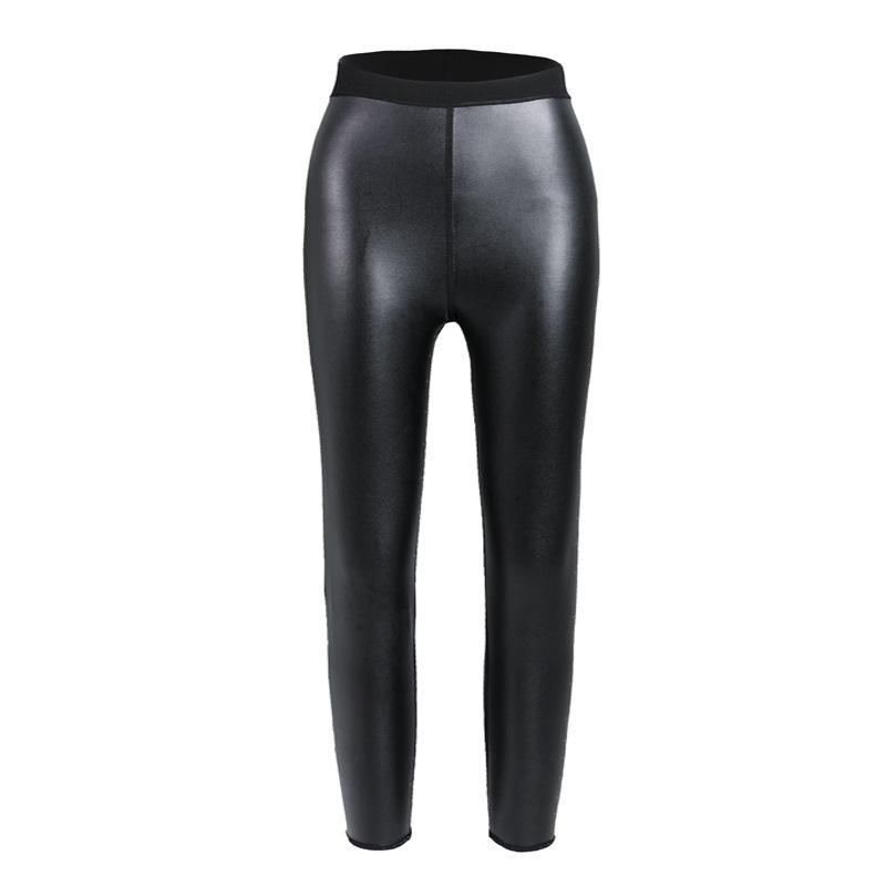 Pantaloni Fitness Yoga Modellanti in Pelle Senza Cuciture da Uomo con Controllo Pancia Sollevamento Fianchi Vita Media Lunghezza Tre Quarti