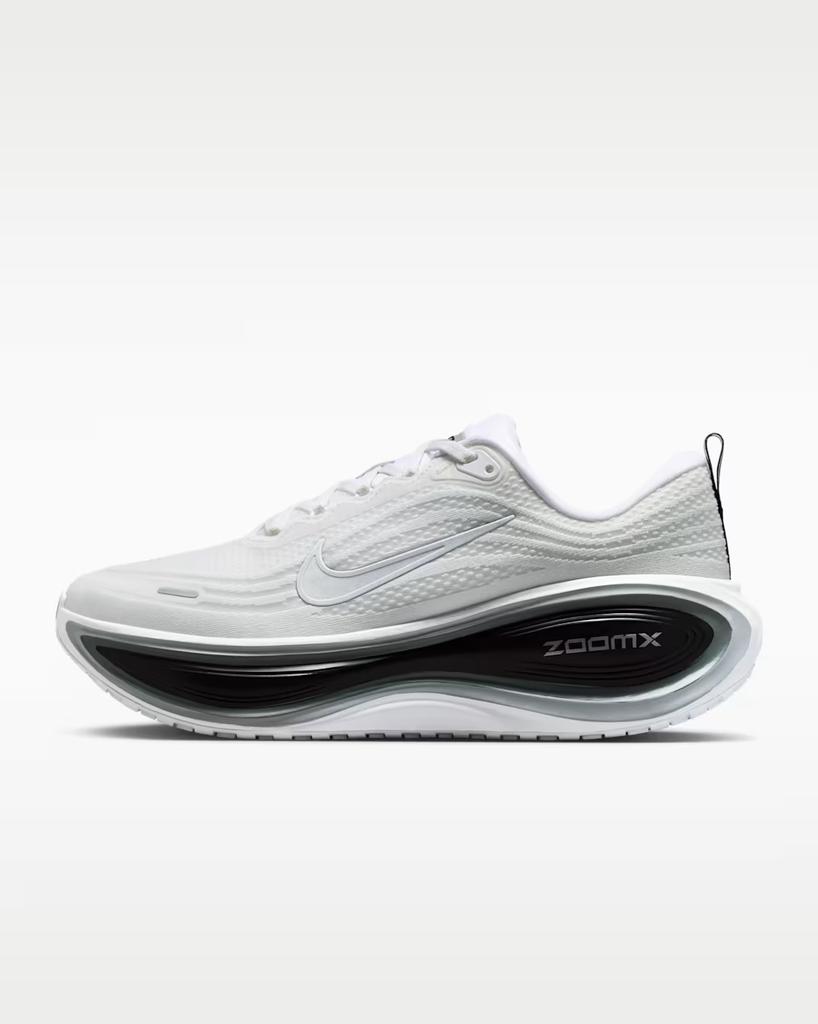 II7181-102 Nike Vomero Plus White Black (Men's)