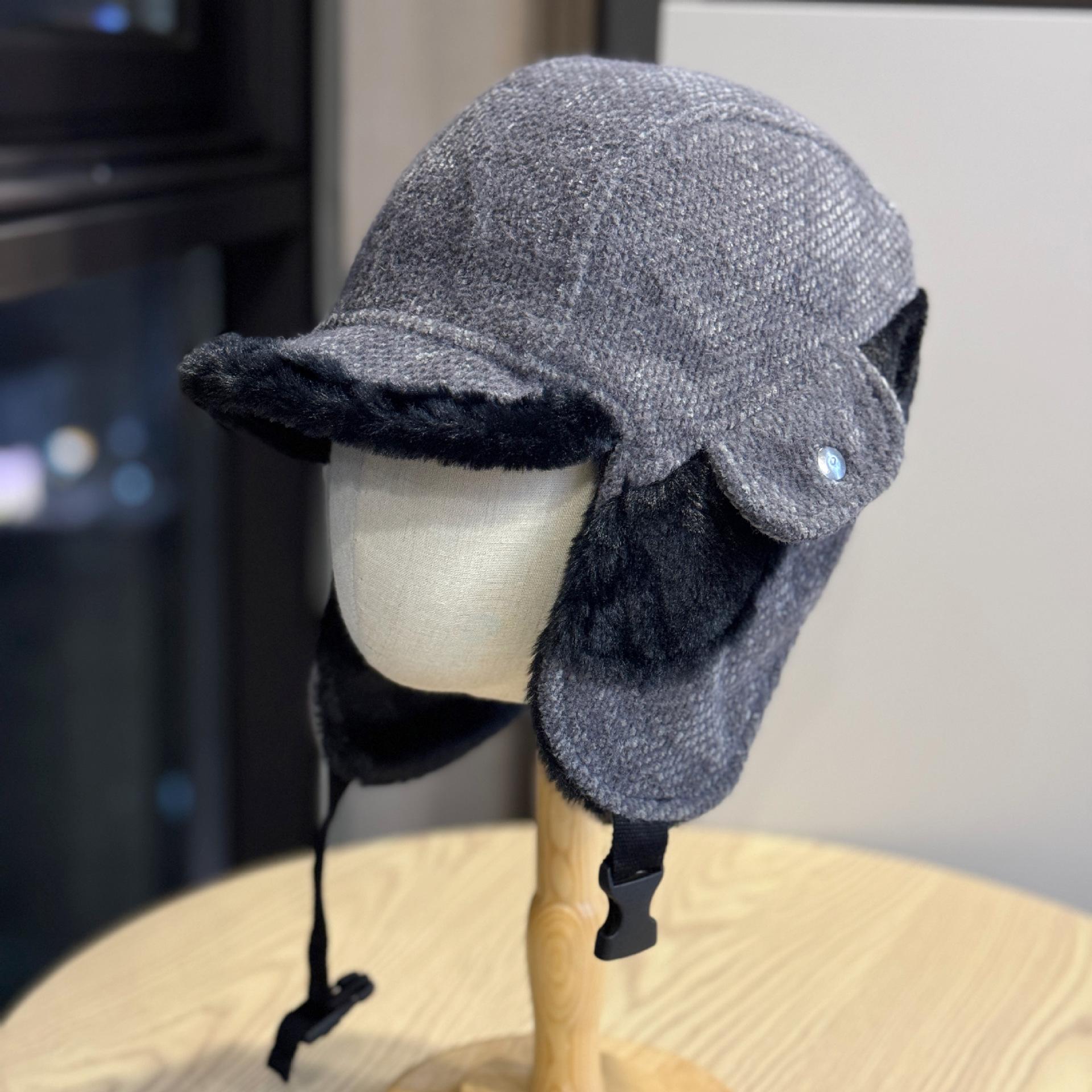 

New winter Korean-style outdoor cycling Lei Feng hat for women, fashionable, fleece-lined, thickened, warm, ear-protecting, cold-proof Adult54-60Average Size сірий колір